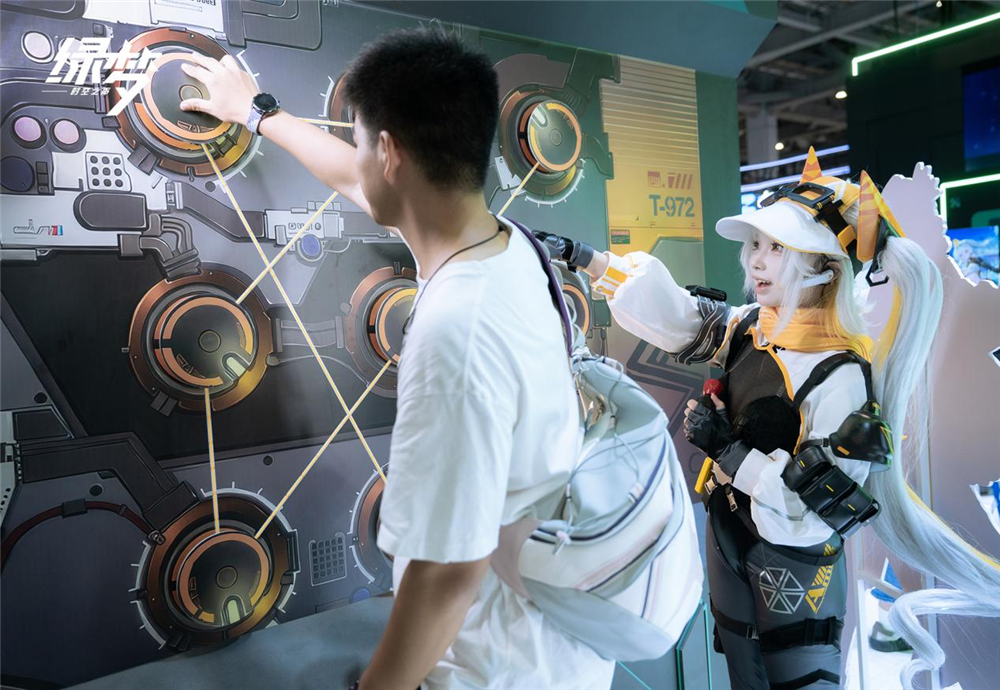 二次元ACT新游燃动BW2025《绿梦：时空之声》展台引爆现场
