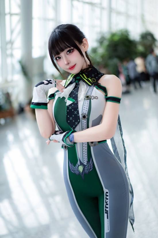 性感好身材美女COS《剑星》伊芙:身材曲线完美契合! 性感好身材美女COS《剑星》伊芙:身材曲线完美契合!