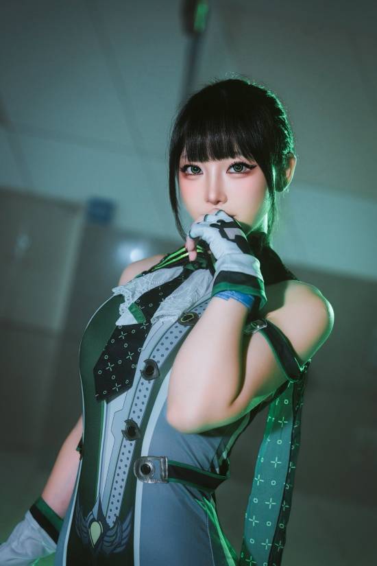 性感好身材美女COS《剑星》伊芙:身材曲线完美契合! 性感好身材美女COS《剑星》伊芙:身材曲线完美契合!
