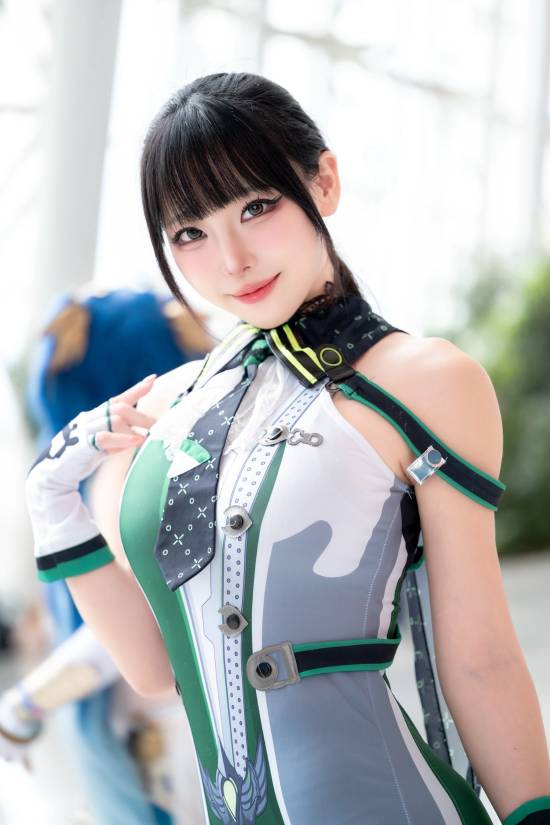 性感好身材美女COS《剑星》伊芙:身材曲线完美契合! 性感好身材美女COS《剑星》伊芙:身材曲线完美契合!